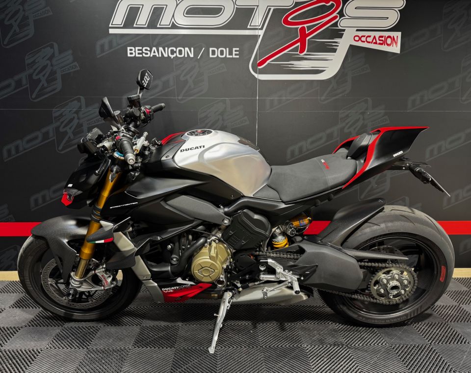 DUCATI STREETFIGHTER V4 SP2 4