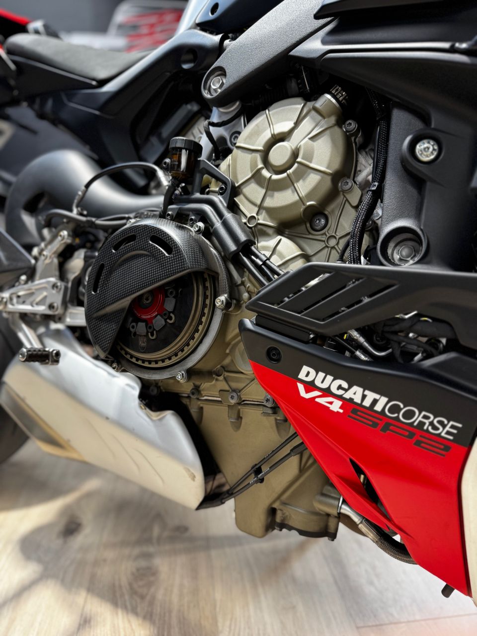 DUCATI STREETFIGHTER V4 SP2 4