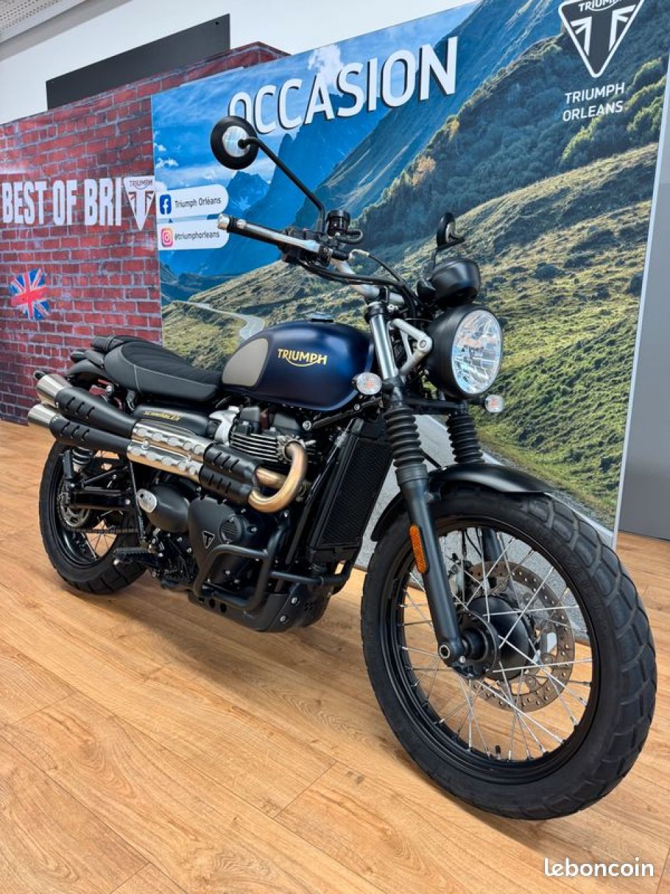 TRIUMPH STREET SCRAMBLER  900 4