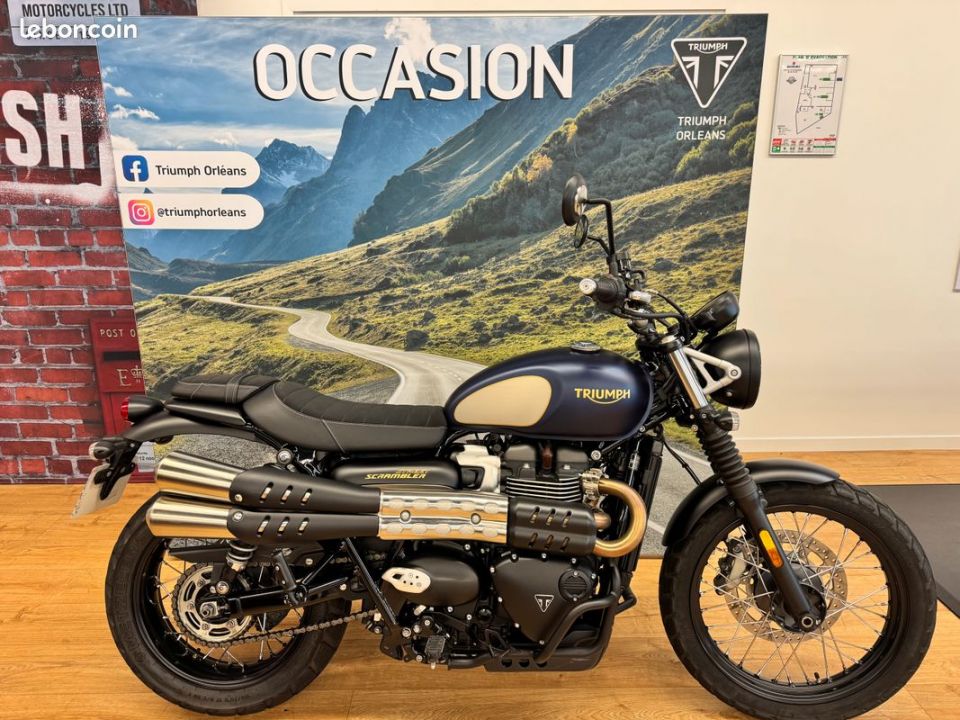 TRIUMPH STREET SCRAMBLER  900 4