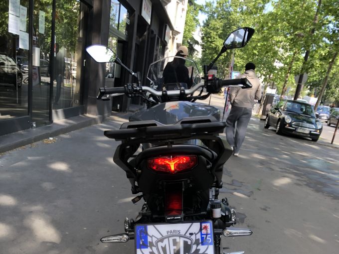 YAMAHA MT-09 4