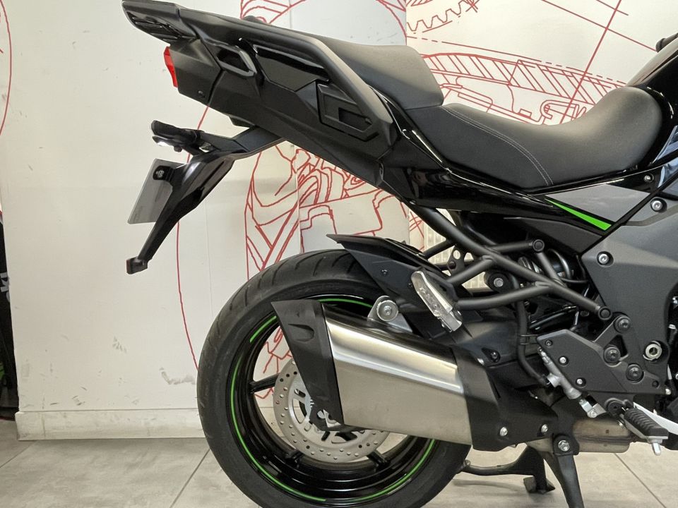 KAWASAKI VERSYS 1100 SE 4