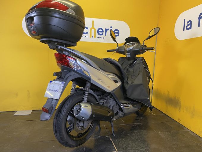 KYMCO AGILITY CITY 125 4