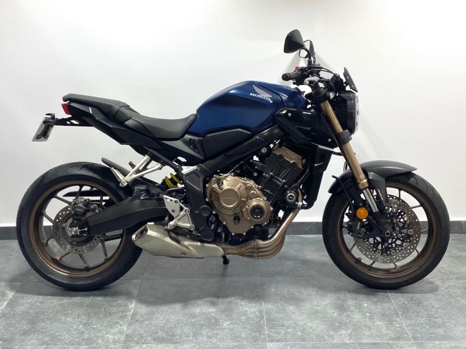 HONDA CB 650 RA 4