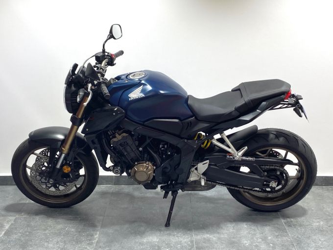 HONDA CB 650 RA 4