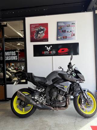 YAMAHA MT-10 - 2016