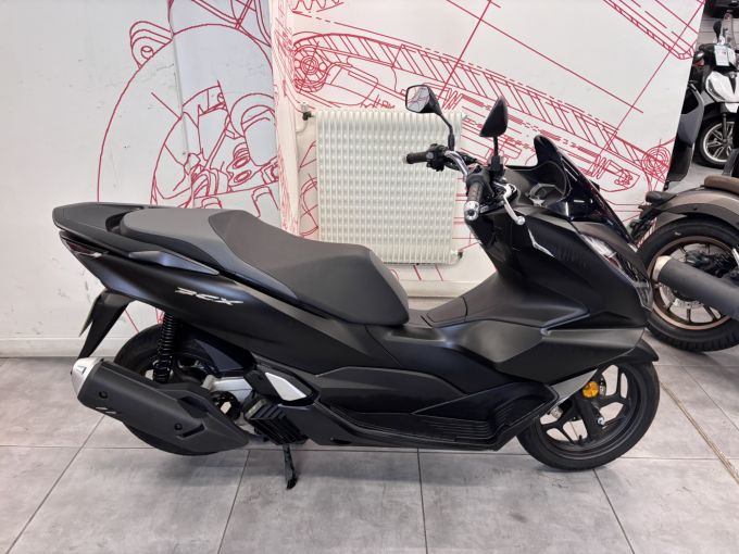 HONDA PCX 125 4