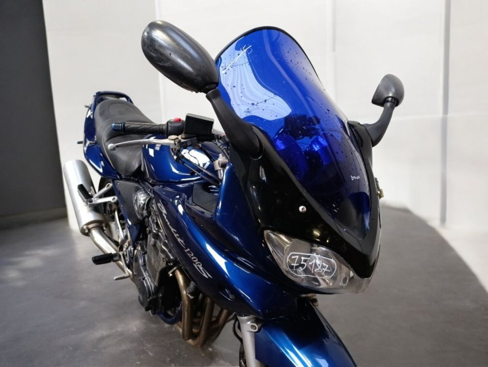 SUZUKI GSF 1200 S BANDIT 4