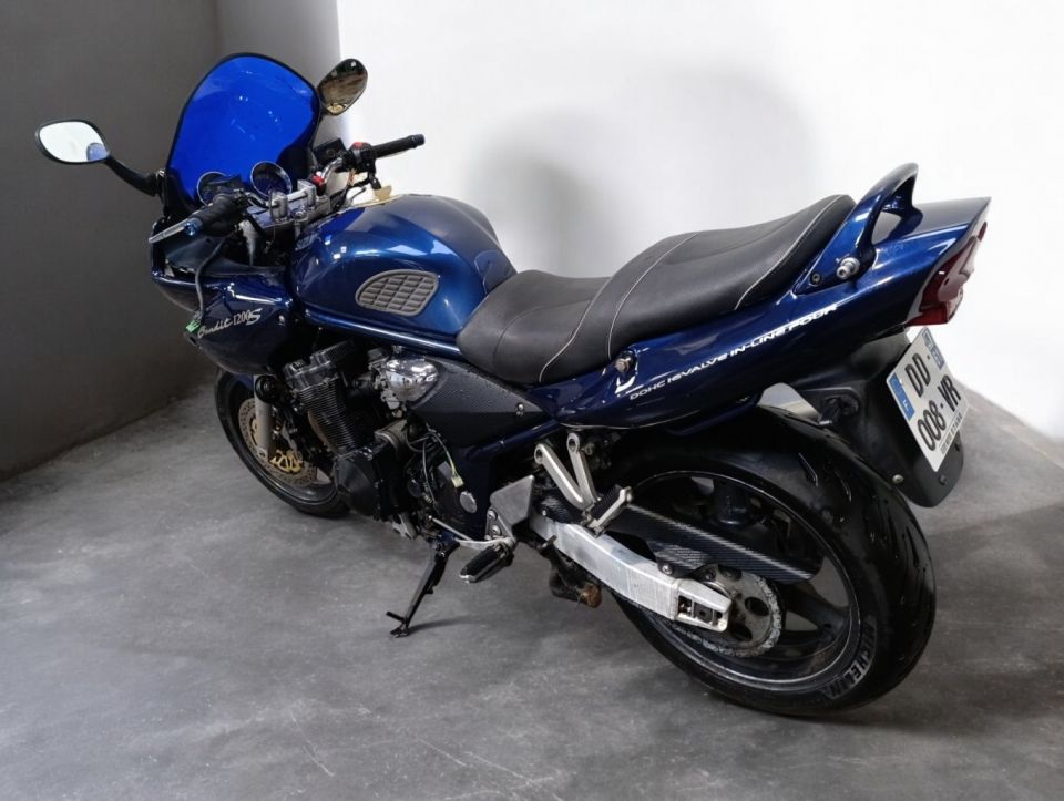 SUZUKI GSF 1200 S BANDIT 4