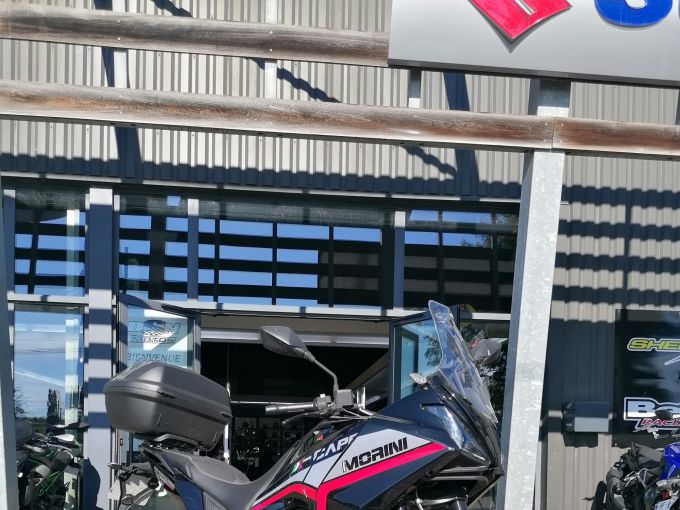 MOTO MORINI X-cape 650 4