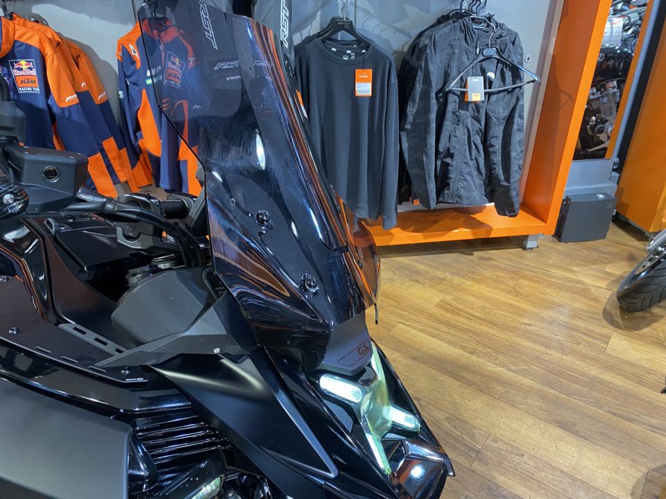 BMW BMW R 1300 GSA 4