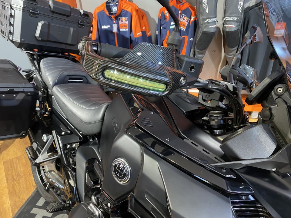 BMW BMW R 1300 GSA 4