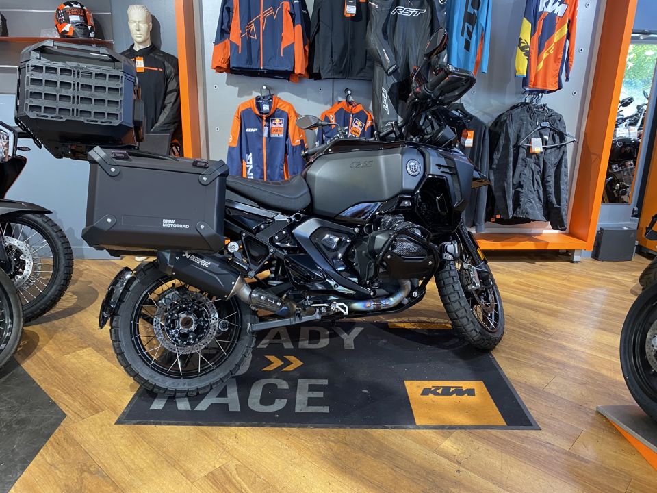 BMW BMW R 1300 GSA 4