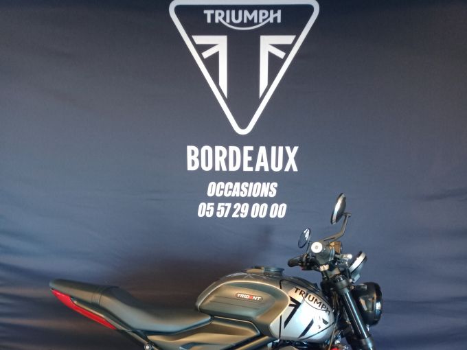 TRIUMPH TRIDENT 660 4