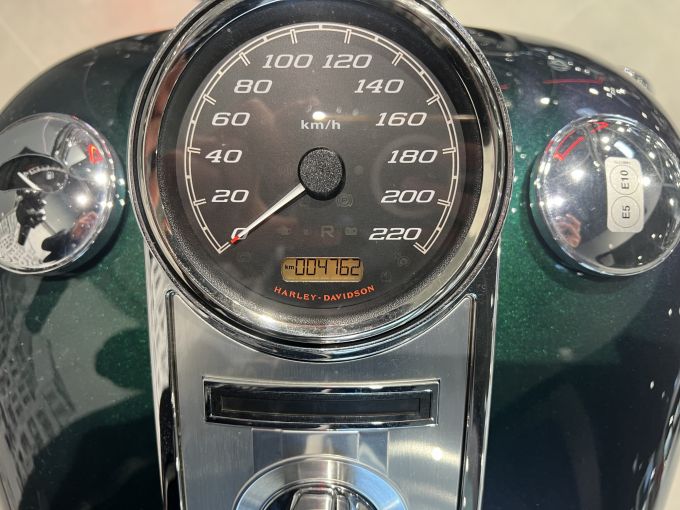 HARLEY-DAVIDSON TOURING ROAD KING 1745 STANDARD 4