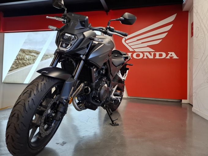 HONDA CB 500 Hornet 4