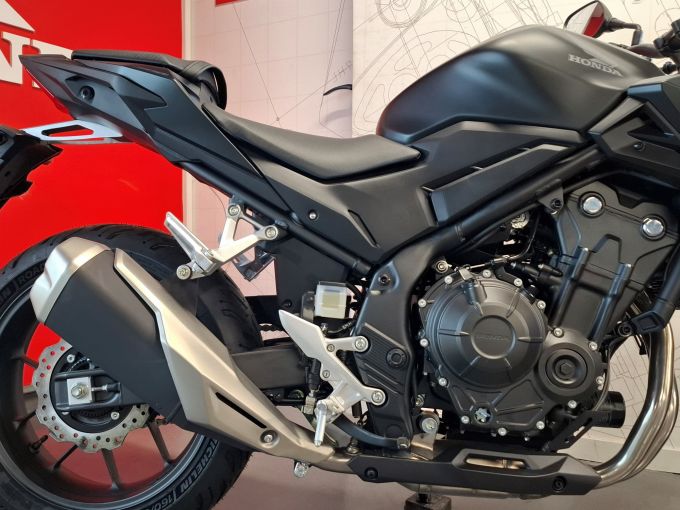 HONDA CB 500 Hornet 4