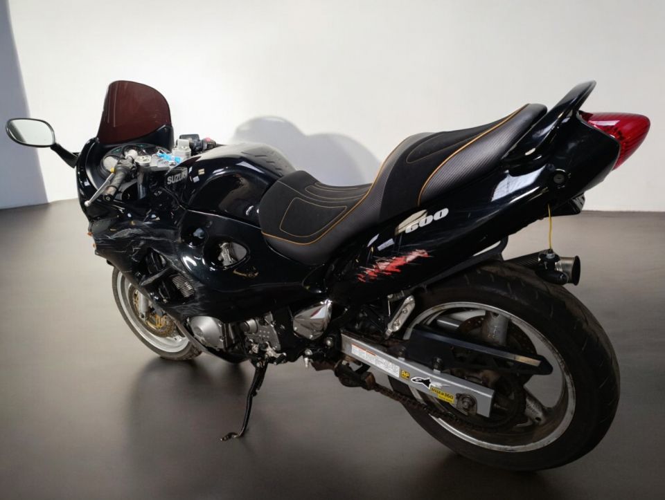 SUZUKI GSX600F 4