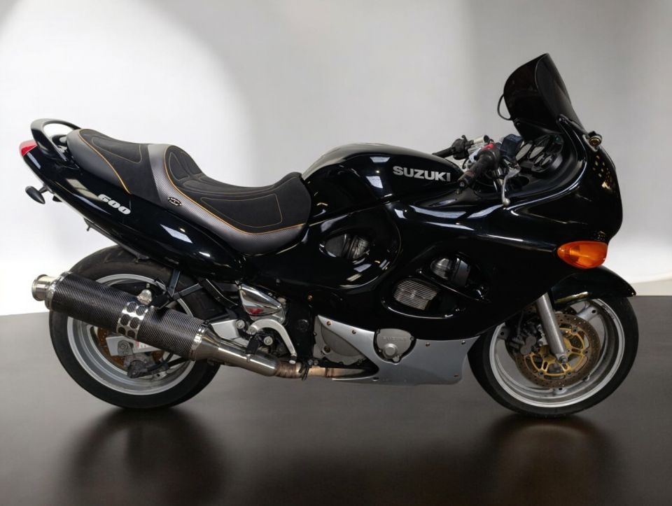 SUZUKI GSX600F 4