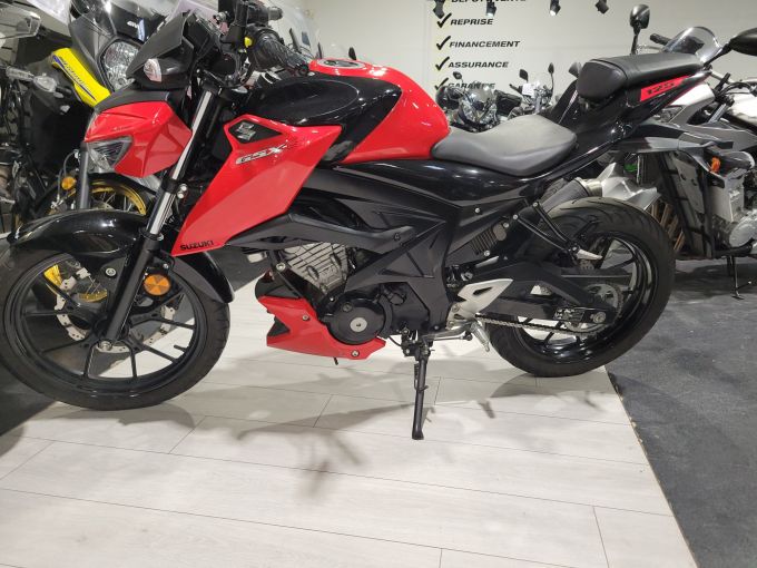 SUZUKI GSX-S 125 ABS 4
