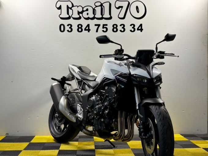HONDA CB 1000 Hornet 4