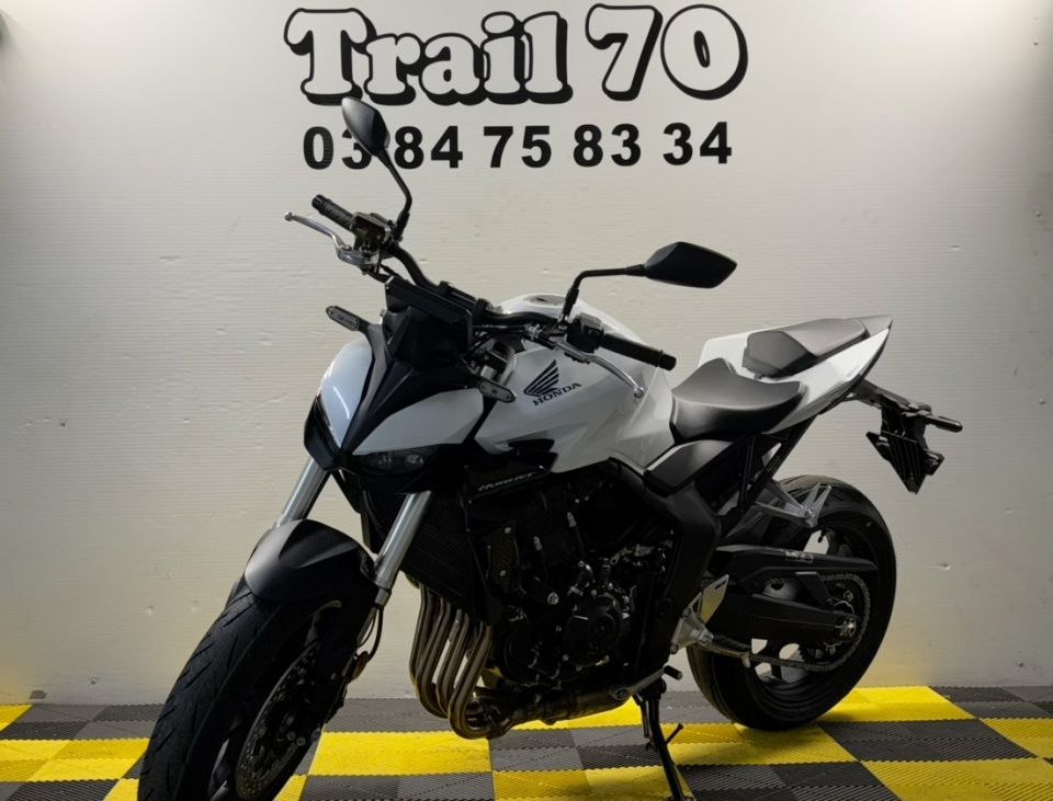 HONDA CB 1000 Hornet 4