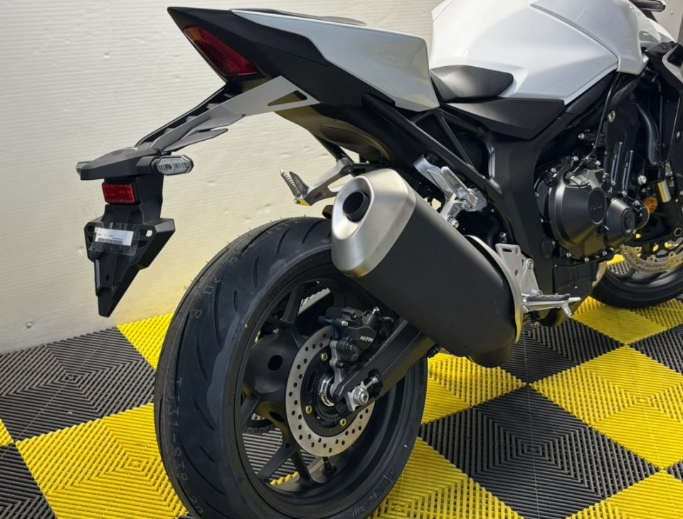 HONDA CB 1000 Hornet 4