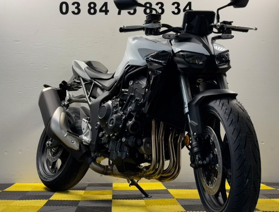 HONDA CB 1000 Hornet 4