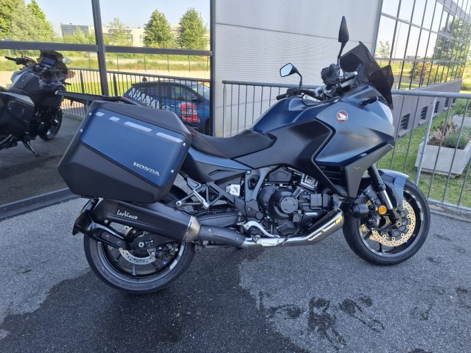 HONDA NT 1100 4