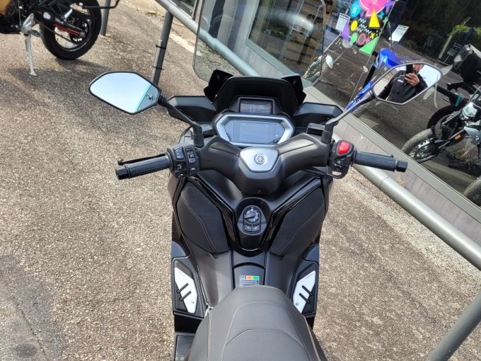 YAMAHA XMAX 125 TECH MAX 4