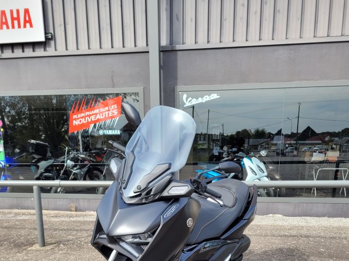 YAMAHA XMAX 125 TECH MAX 4