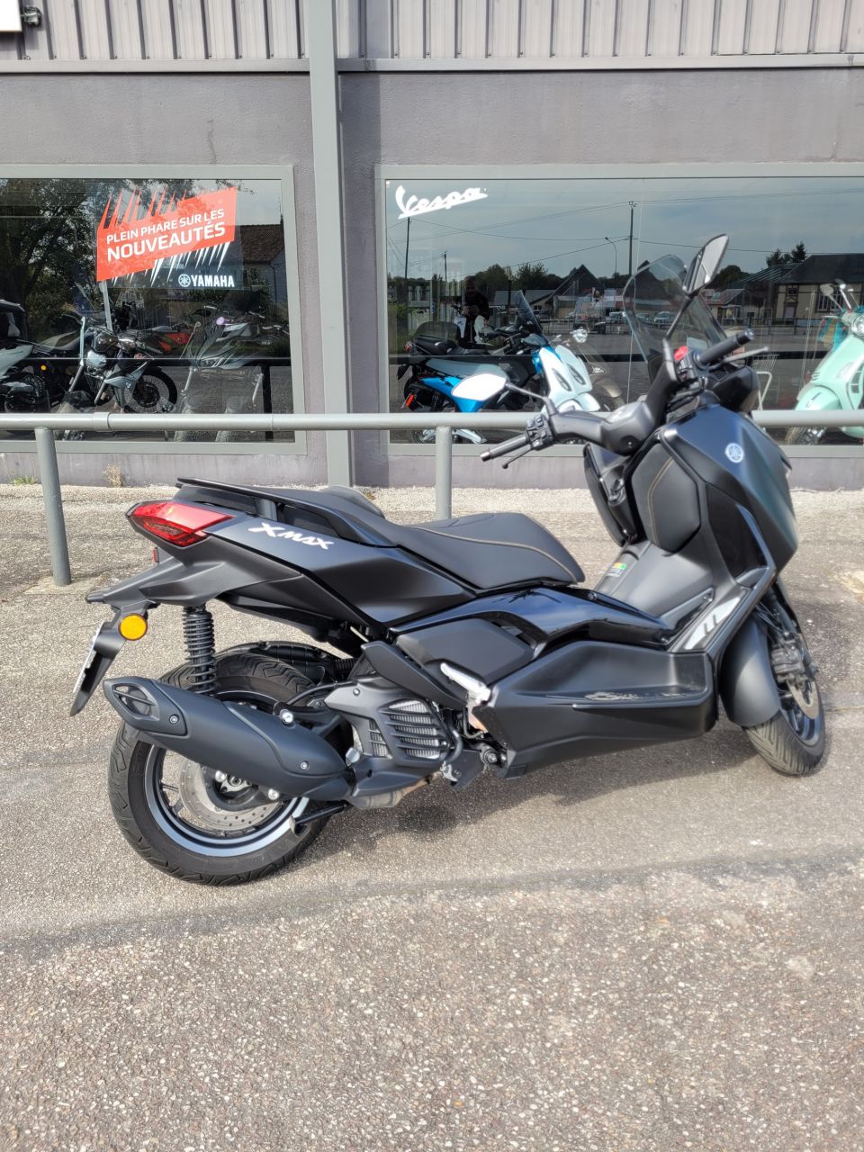 YAMAHA XMAX 125 TECH MAX 4