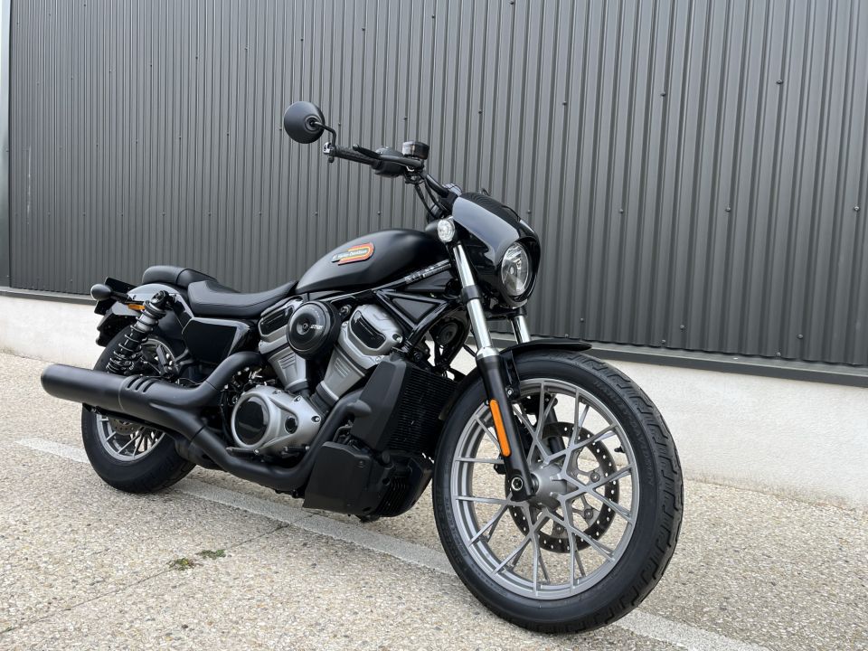 HARLEY-DAVIDSON SPORTSTER Nightster 975 RH 4