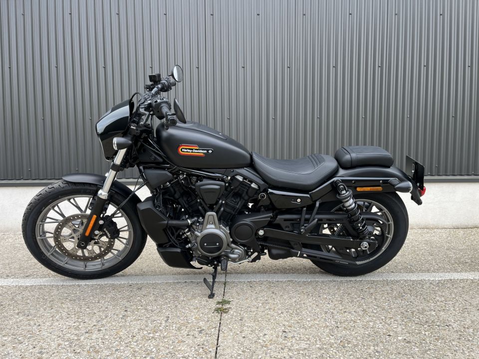 HARLEY-DAVIDSON SPORTSTER Nightster 975 RH 4