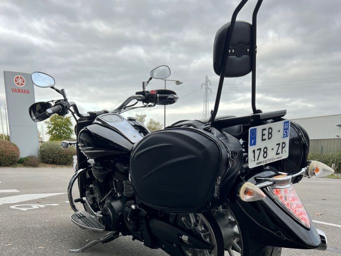 YAMAHA XV 1900 4