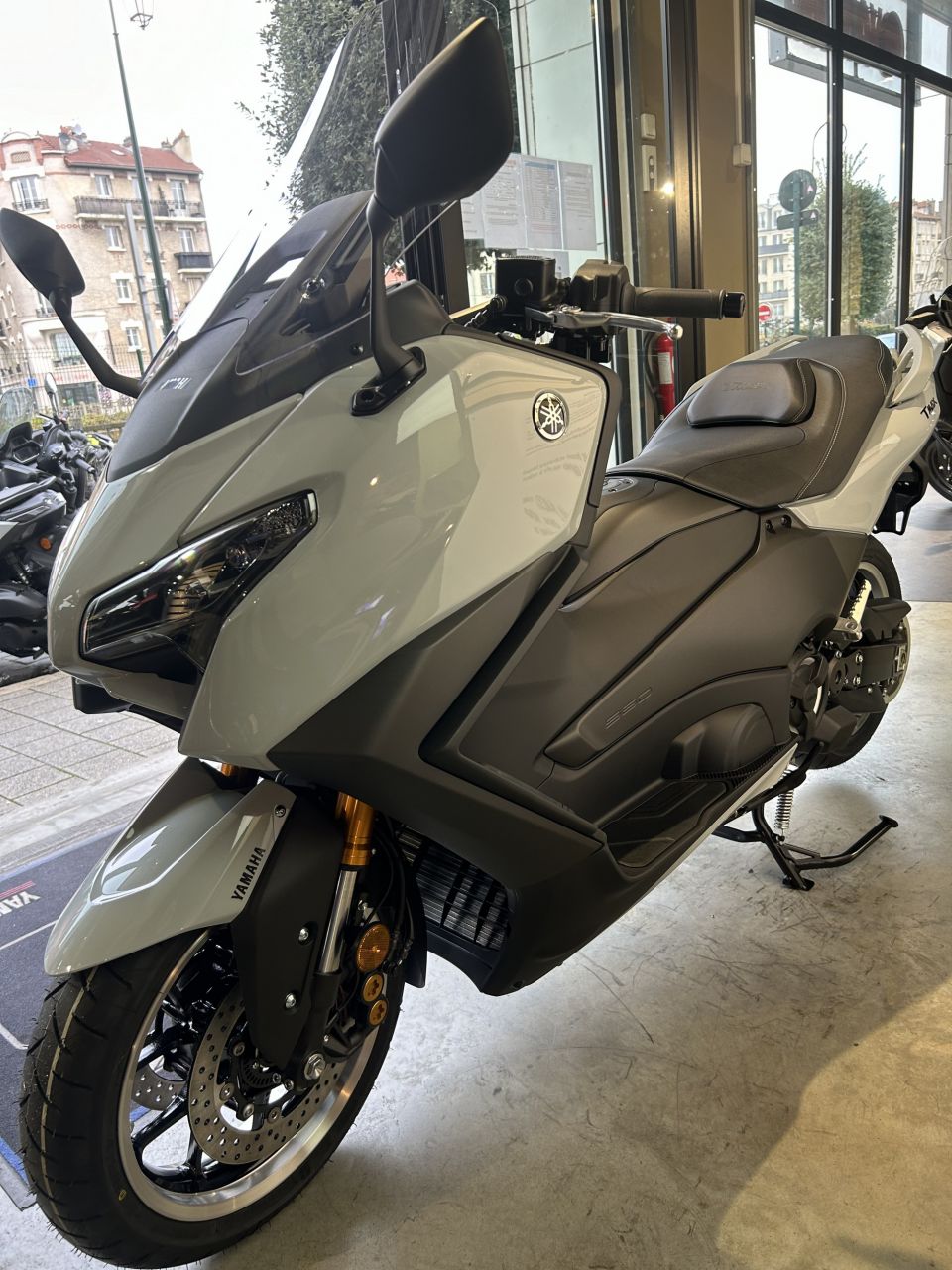 YAMAHA XP T-MAX 560 TECH MAX 4