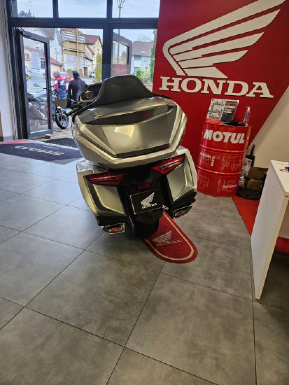 HONDA GoldWing Touring DCT Airbag 4