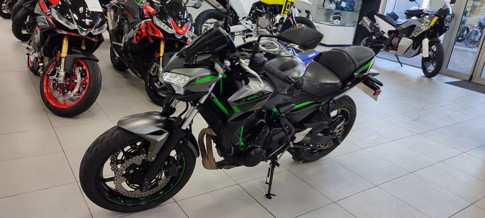 KAWASAKI Z 650 4