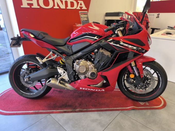 HONDA CBR650R 4