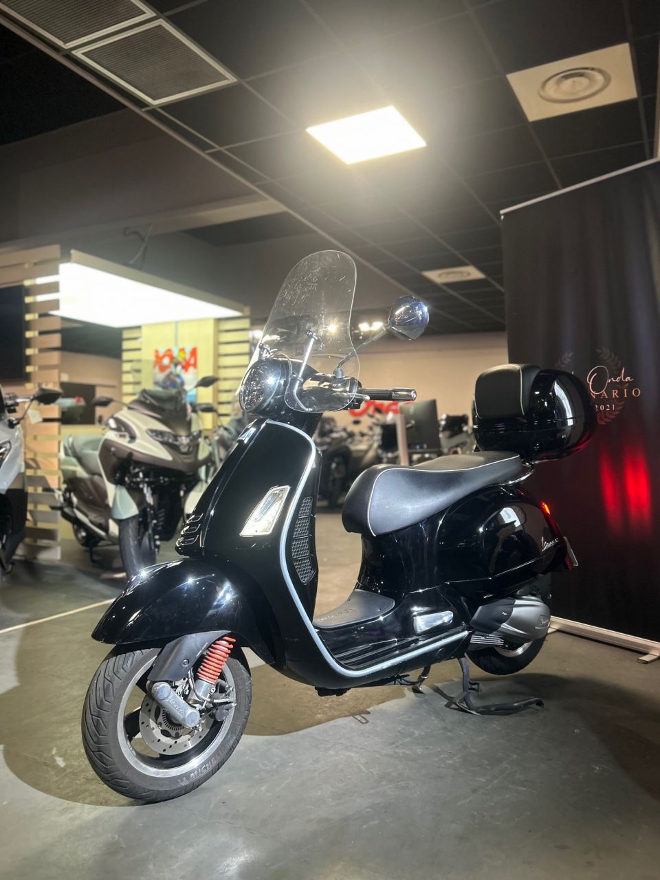 PIAGGIO GTS 310 HPE 4