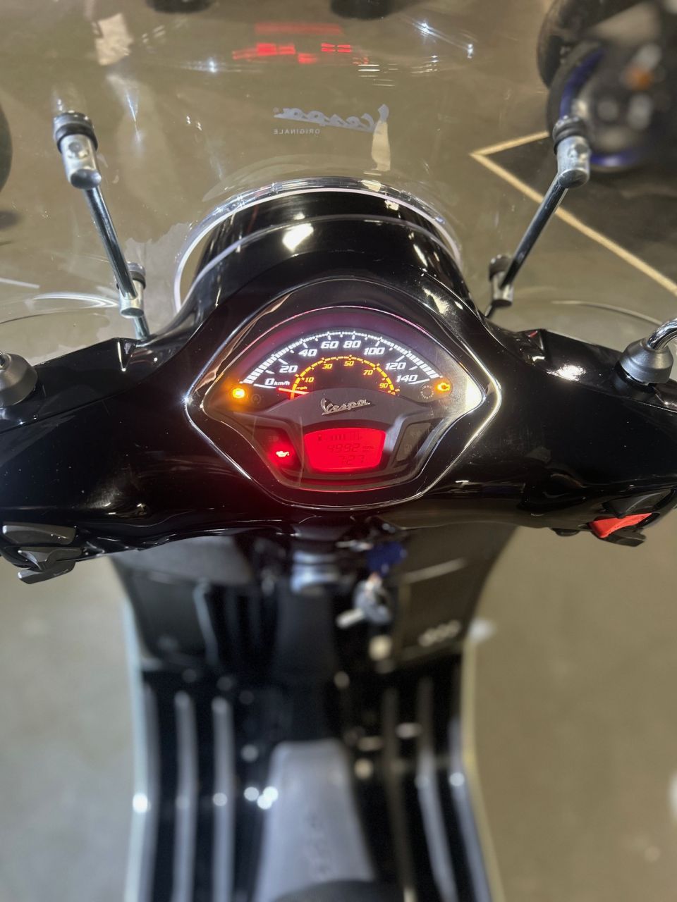 PIAGGIO GTS 310 HPE 4