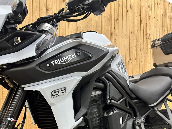 TRIUMPH TIGER 1200 ALPINE EDITION 4