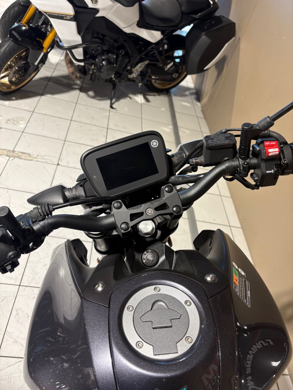 YAMAHA MT-125 ABS 4