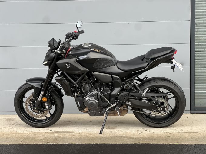 YAMAHA MT-07 (47.5CV) 4