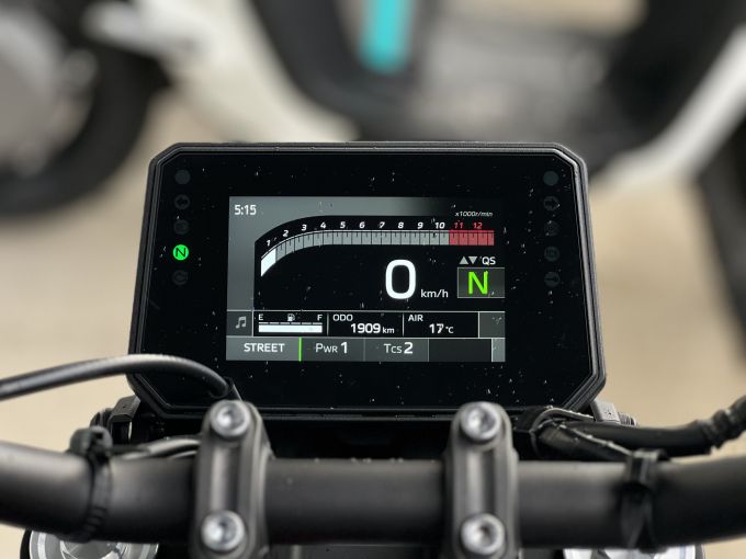 YAMAHA MT-07 (47.5CV) 4