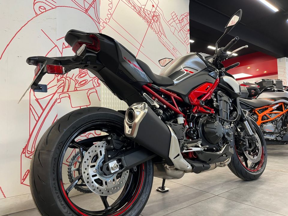 KAWASAKI Z 900 4