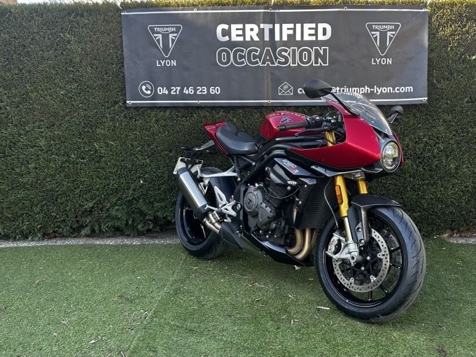 TRIUMPH SPEED TRIPLE 1200 RR 4