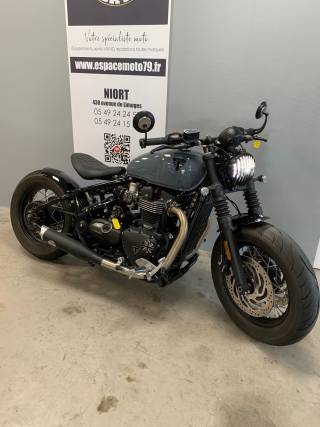 TRIUMPH Bonneville Bobber 1200 - 2024