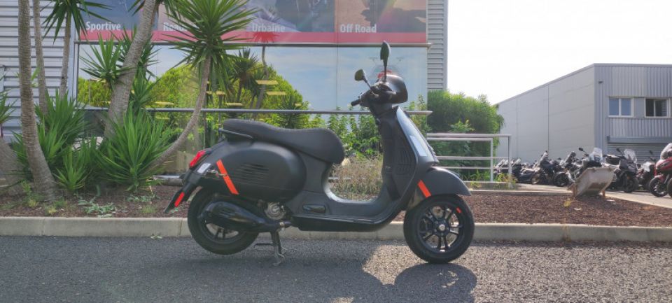PIAGGIO VESPA GTS ABS IE 300 4