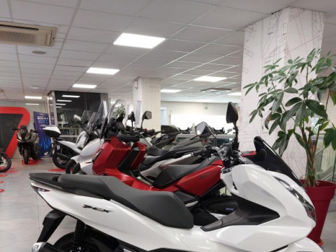 HONDA PCX125 4